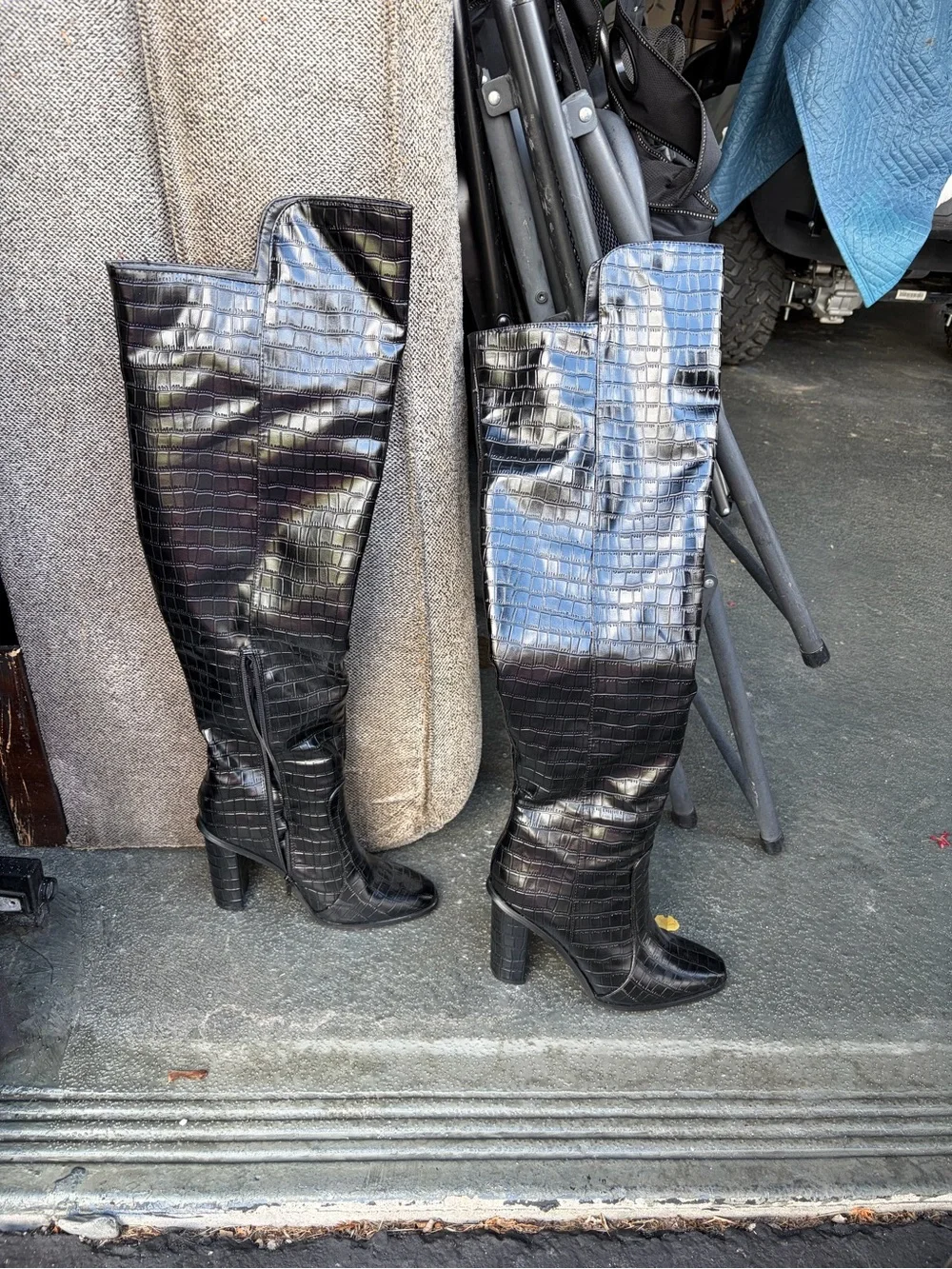 Black Croc Embossed Over the Knee Block Heel Boots Women’s Size 8.5